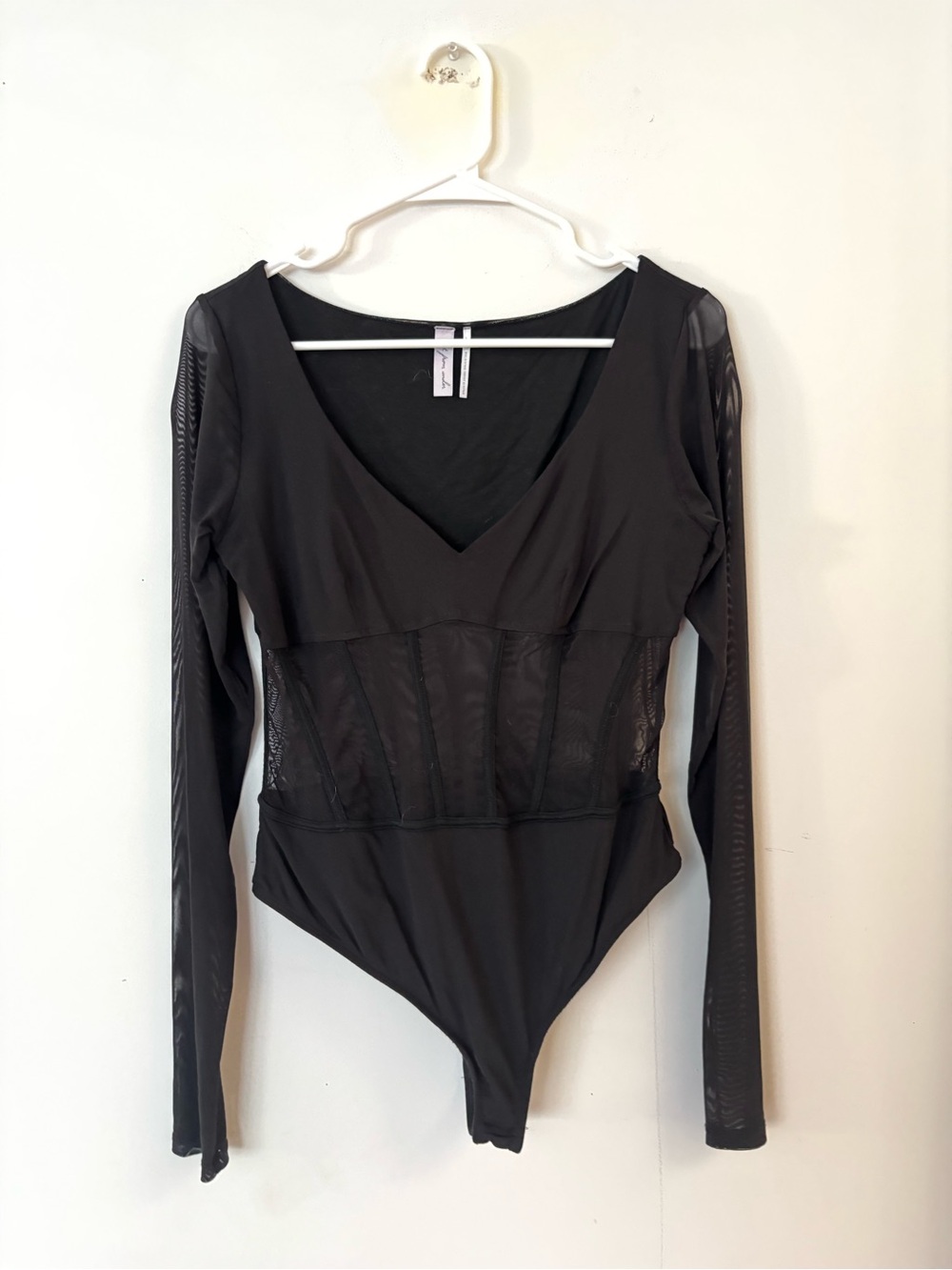 urban outfitters black v neck sheer waist and sleeves long sleeve bodysuit top 🖤